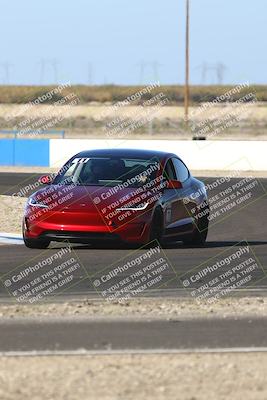 media/Nov-08-2025-Speed Ventures (Sat) [[1c7a6332f5]]/TC B/Session 3 (Turn 1)/